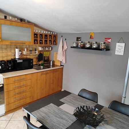 Apartmán Domov Carlotka Bratislava Exteriér fotografie