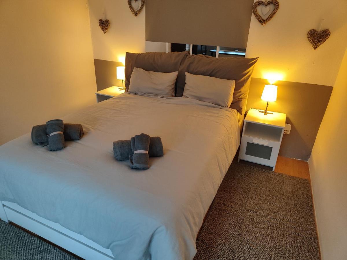 Apartmán Domov Carlotka Bratislava Exteriér fotografie