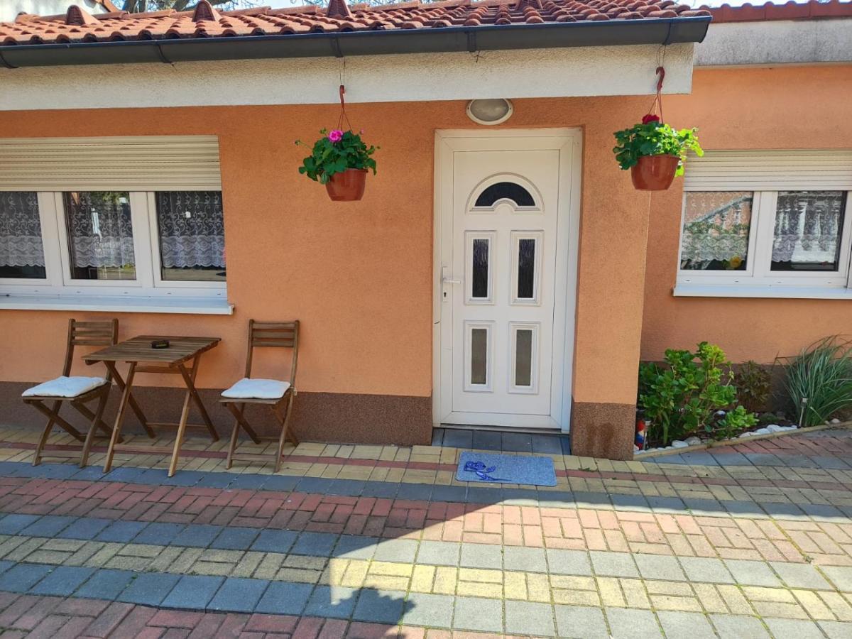 Apartmán Domov Carlotka Bratislava Exteriér fotografie