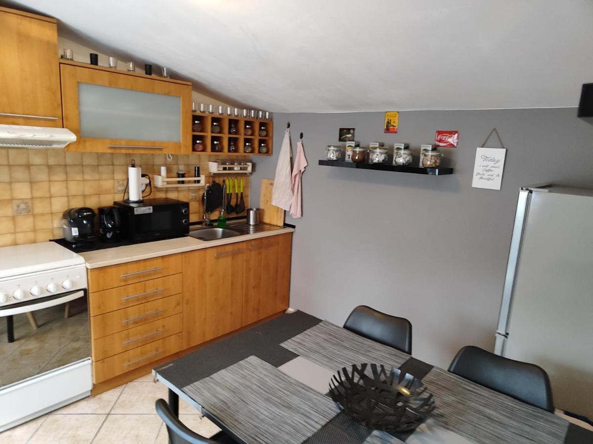 Apartmán Domov Carlotka Bratislava Exteriér fotografie